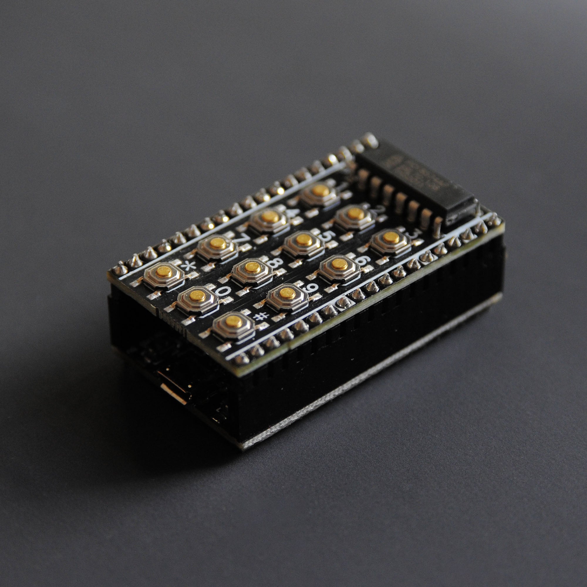 Matrix Keypad ESP32 Shield – Lonely Binary
